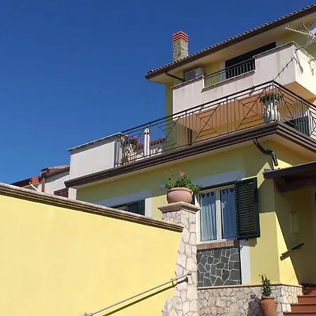 Vista Mare Con Piscina *